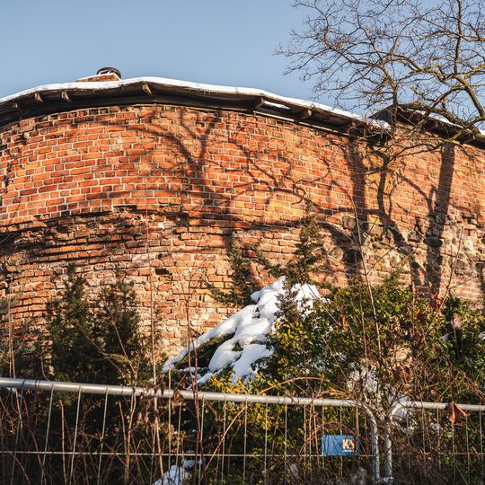 Bastion Świętej Elżbiety w Gdańsku zabezpieczony płachtą, 2026