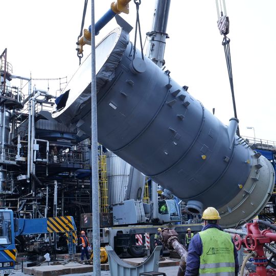 Postoje remontowe w Rafinerii Gdańskiej. Galeria zdjęć z lat 2017 i 2022