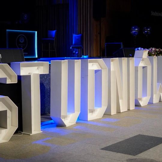 studniówka 2026, I LO w Gdańsku, Stary Maneż