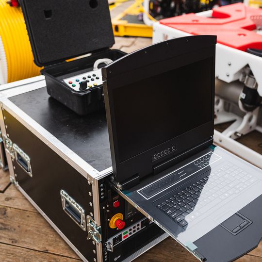 wizyta Andrzeja Domańskiego i Arkadiusza Marchewki na pokładzie statku Amber Cecylia, Gdańsk 2026