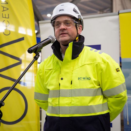 palenie blach pod budowę stacji elektroenergetycznej dla morskiej farmy wiatrowej BC-Wind