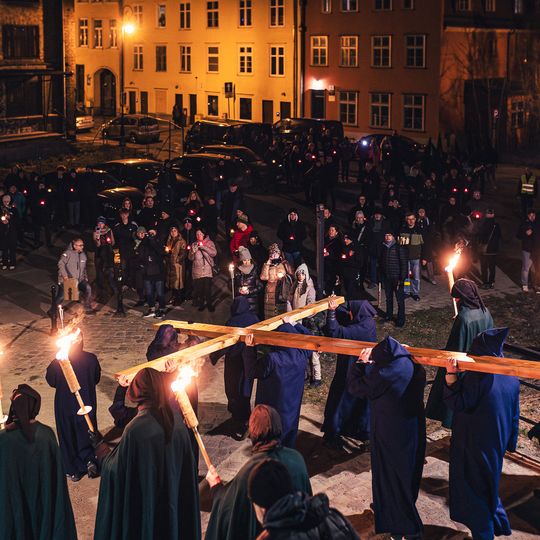 W Wielki Piątek na ulicach Gdańska odbyło się Nocne Misterium Krzyża