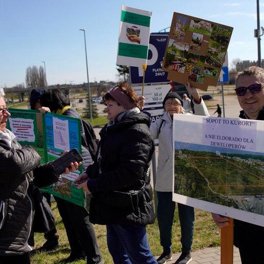 protest pod Ergo Areną w obronie terenów zielonych, Sopot 2026