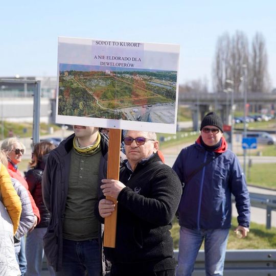 protest pod Ergo Areną w obronie terenów zielonych, Sopot 2026