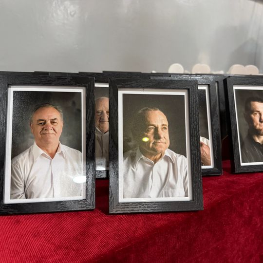 wernisaż wystawy „Mężczyzna w koszuli – oblicze godności”, Słupsk 2026