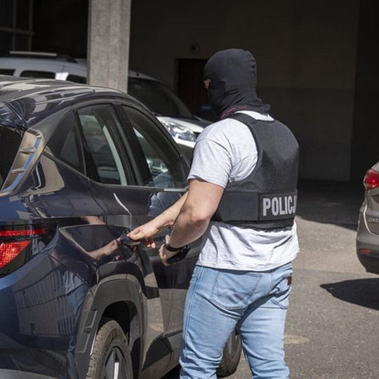 zatrzymani w śledztwie w sprawie legalizacji pobytu cudzoziemców