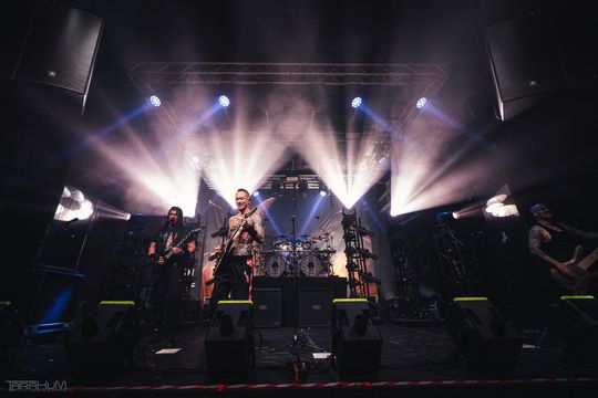 Trivium w B90