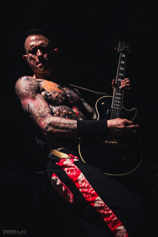 Trivium w B90
