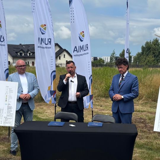 Podpisanie umowy na budowę nowej szkoły, ul. Formeli, Rumia 2026