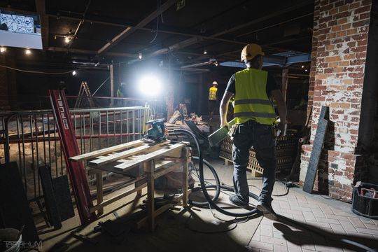 Trwa rewitalizacja Hali Targowej w Gdańsku