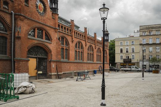 Trwa rewitalizacja Hali Targowej w Gdańsku