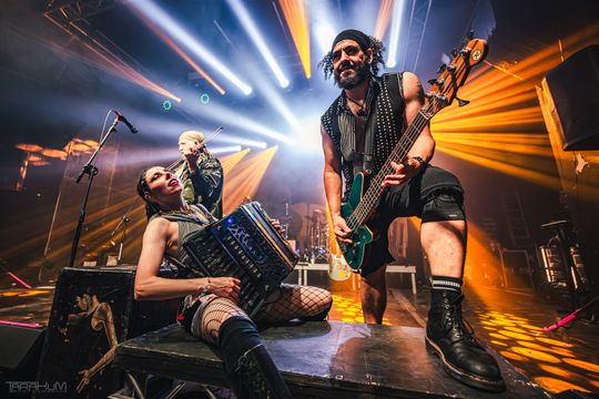 Gogol Bordello w B90