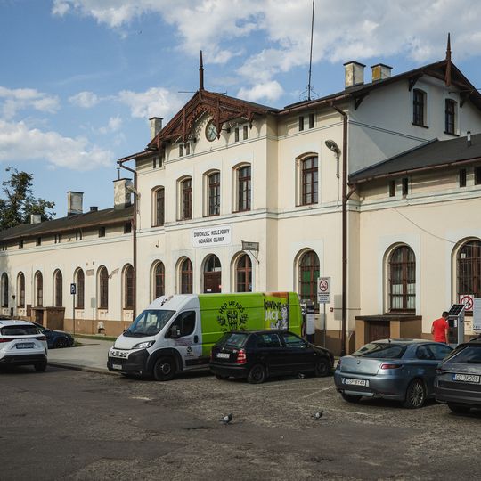 płatny parking i zniszczony tunel, dowrzec PKP Gdańsk Oliwa, 2026