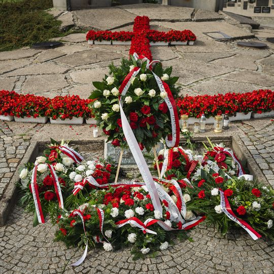 złożenie kwiatów przez Karola Nawrockiego w 46. rocznicę Porozumień Sierpniowych, Gdańsk 2026
