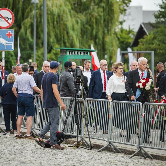 złożenie kwiatów przez Karola Nawrockiego w 46. rocznicę Porozumień Sierpniowych, Gdańsk 2026