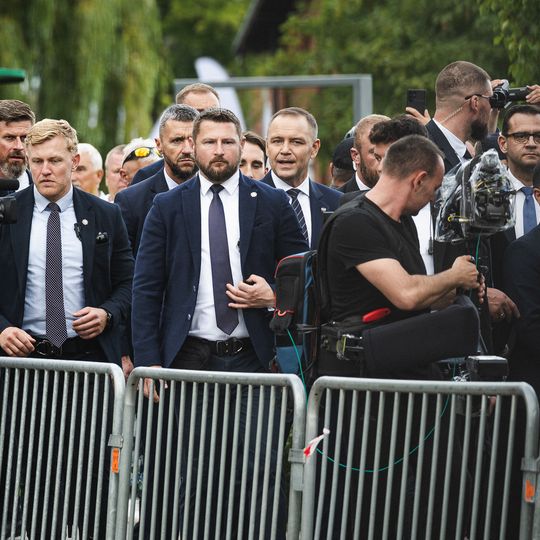 złożenie kwiatów przez Karola Nawrockiego w 46. rocznicę Porozumień Sierpniowych, Gdańsk 2026