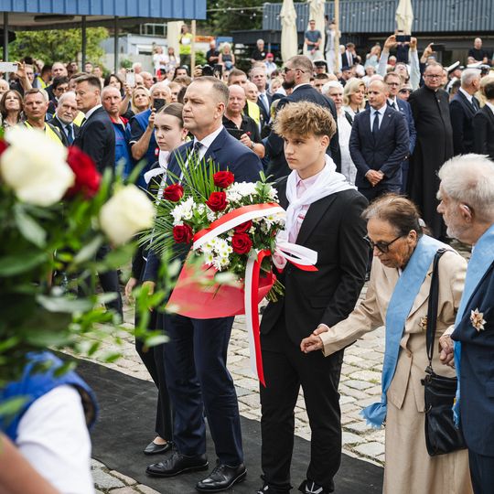 złożenie kwiatów przez Karola Nawrockiego w 46. rocznicę Porozumień Sierpniowych, Gdańsk 2026