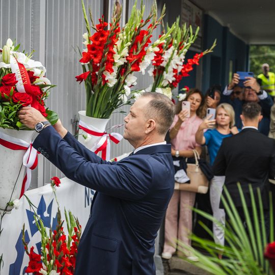 złożenie kwiatów przez Karola Nawrockiego w 46. rocznicę Porozumień Sierpniowych, Gdańsk 2026