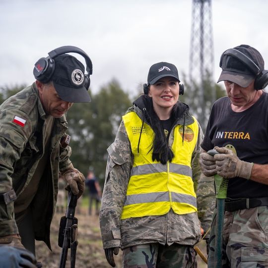 prace badawcze na terenie obozu norweskich policjantów pod Sztutowem
