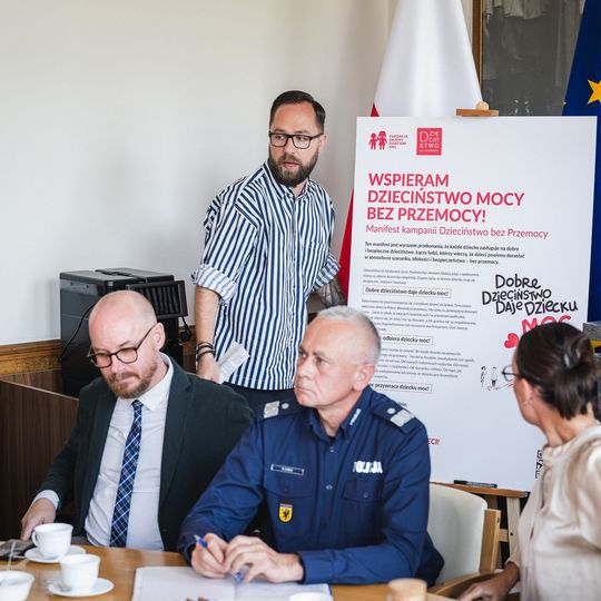 „Dzieciństwo bez Przemocy”