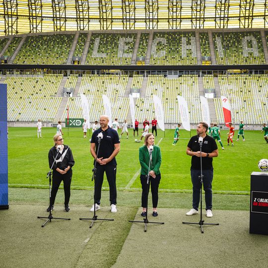 Z Orlika na Stadion w Gdańsku