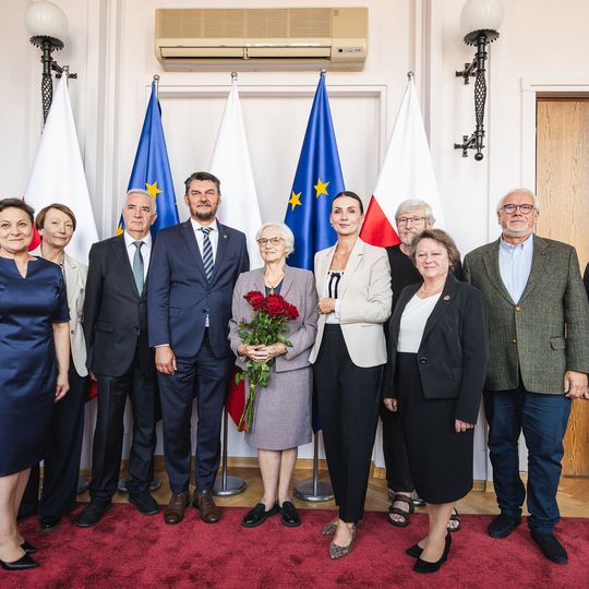 wręczenie Danucie Wałęsie nominacji do Pomorskiej Rady Konsultacyjnej ds. Działaczy Opozycji Antykomunistycznej