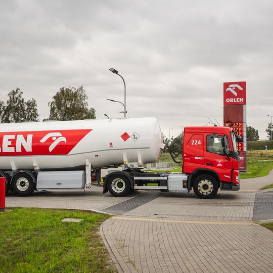nowa stacja paliw Orlen, ul. Kontenerowa 29, Gdańsk