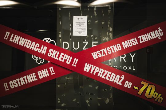 Galeria Alfa znika w oczach. Działają już tylko 3 sklepy