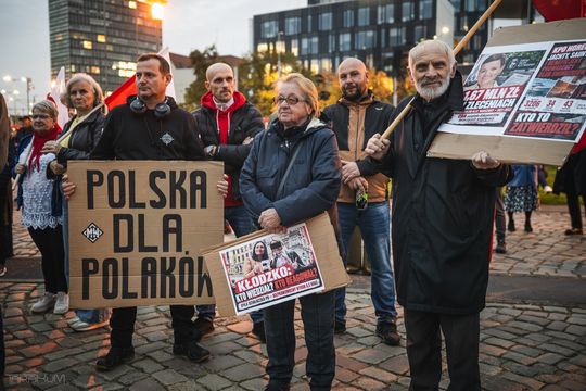 Antyrządowy marsz w trzecią rocznicę wyborów 15 października