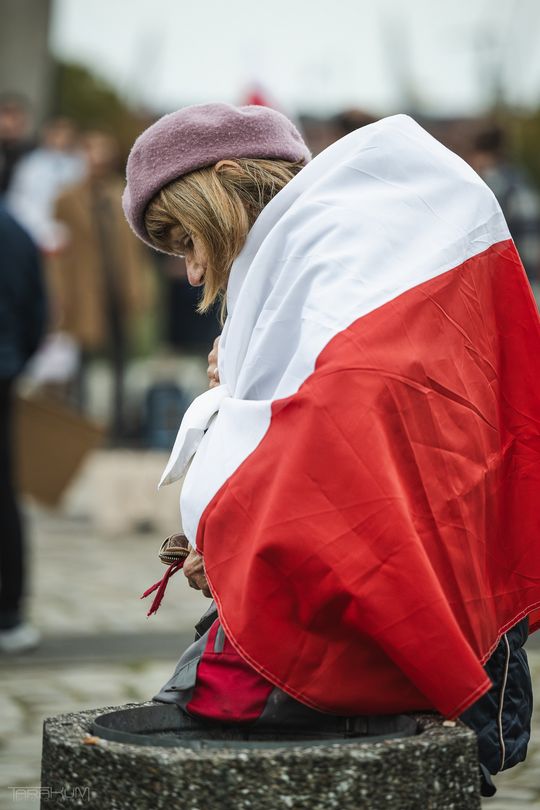 Antyrządowy marsz w trzecią rocznicę wyborów 15 października