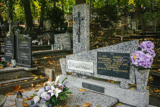 Znani, zasłużeni i niezapomniani. Odwiedzamy ich groby na gdańskich cmentarzach