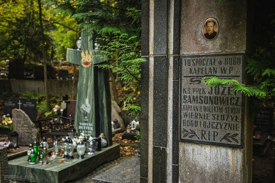 Znani, zasłużeni i niezapomniani. Odwiedzamy ich groby na gdańskich cmentarzach