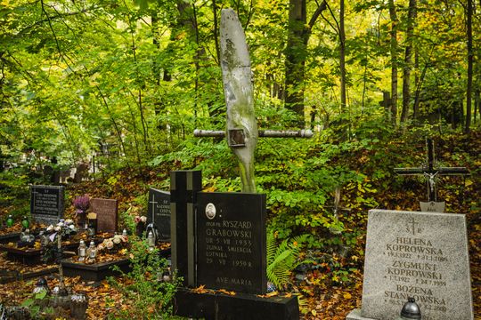 Znani, zasłużeni i niezapomniani. Odwiedzamy ich groby na gdańskich cmentarzach