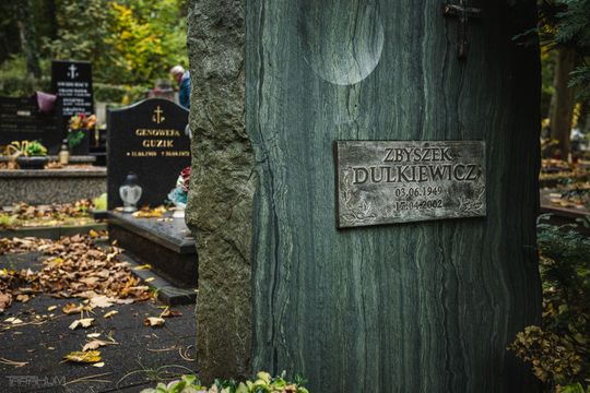 Znani, zasłużeni i niezapomniani. Odwiedzamy ich groby na gdańskich cmentarzach