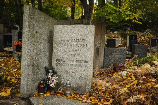 Znani, zasłużeni i niezapomniani. Odwiedzamy ich groby na gdańskich cmentarzach