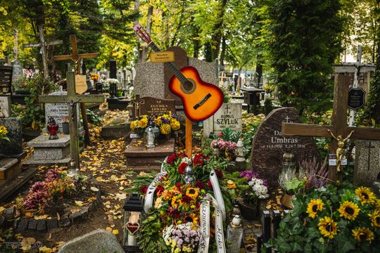 Znani, zasłużeni i niezapomniani. Odwiedzamy ich groby na gdańskich cmentarzach