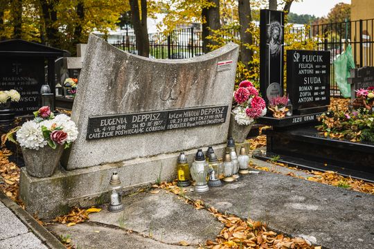 Znani, zasłużeni i niezapomniani. Odwiedzamy ich groby na gdańskich cmentarzach