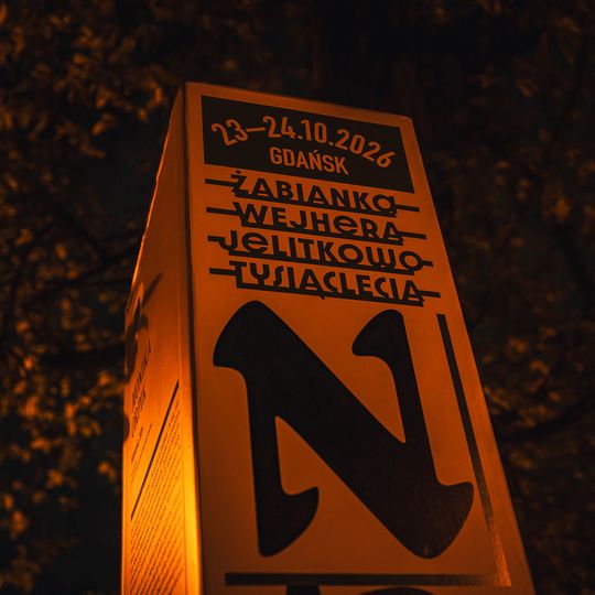 To siedemnasta edycja gdańskiego festiwalu sztuki współczesnej, która tym razem zdobiła dzielnicę Żabianka-Wejhera-Jelitkowo-Tysiąclecia.