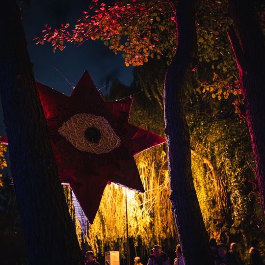 To siedemnasta edycja gdańskiego festiwalu sztuki współczesnej, która tym razem zdobiła dzielnicę Żabianka-Wejhera-Jelitkowo-Tysiąclecia.