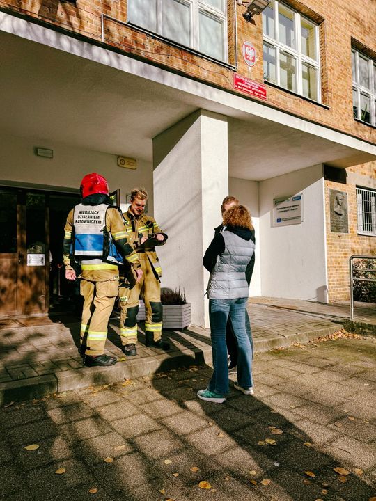 Pożar w I LO w Sopocie! Z budynku ewakuowano ponad 300 osób