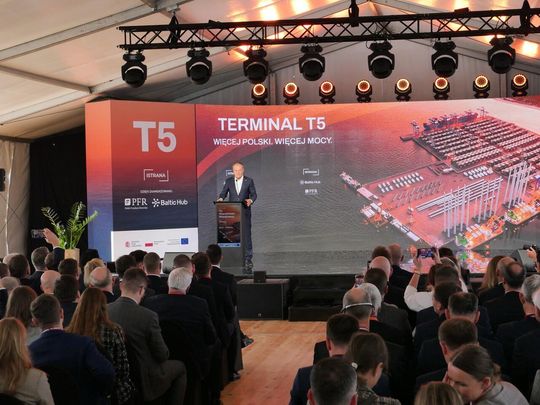 Terminal T5 oficjalnie otwarty! Port Gdańsk zwiększy się o 21 hektarów
