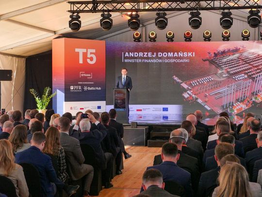 Terminal T5 oficjalnie otwarty! Port Gdańsk zwiększy się o 21 hektarów