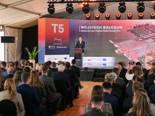 Terminal T5 oficjalnie otwarty! Port Gdańsk zwiększy się o 21 hektarów