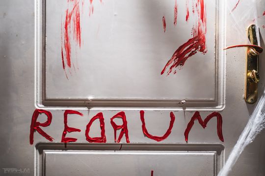 Willa Kirsch przez lata z okazji Halloween i Bożego Narodzenia