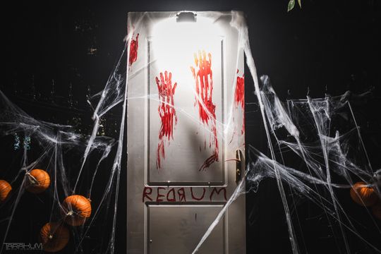 Willa Kirsch przez lata z okazji Halloween i Bożego Narodzenia
