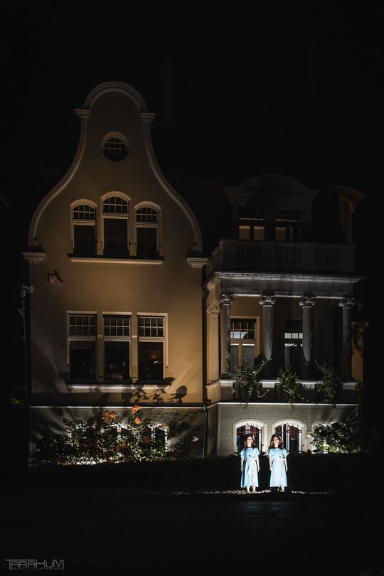 Willa Kirsch przez lata z okazji Halloween i Bożego Narodzenia