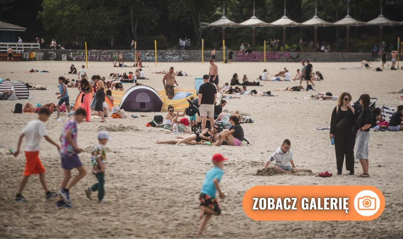 plażowicze w Gdyni, lato 2025