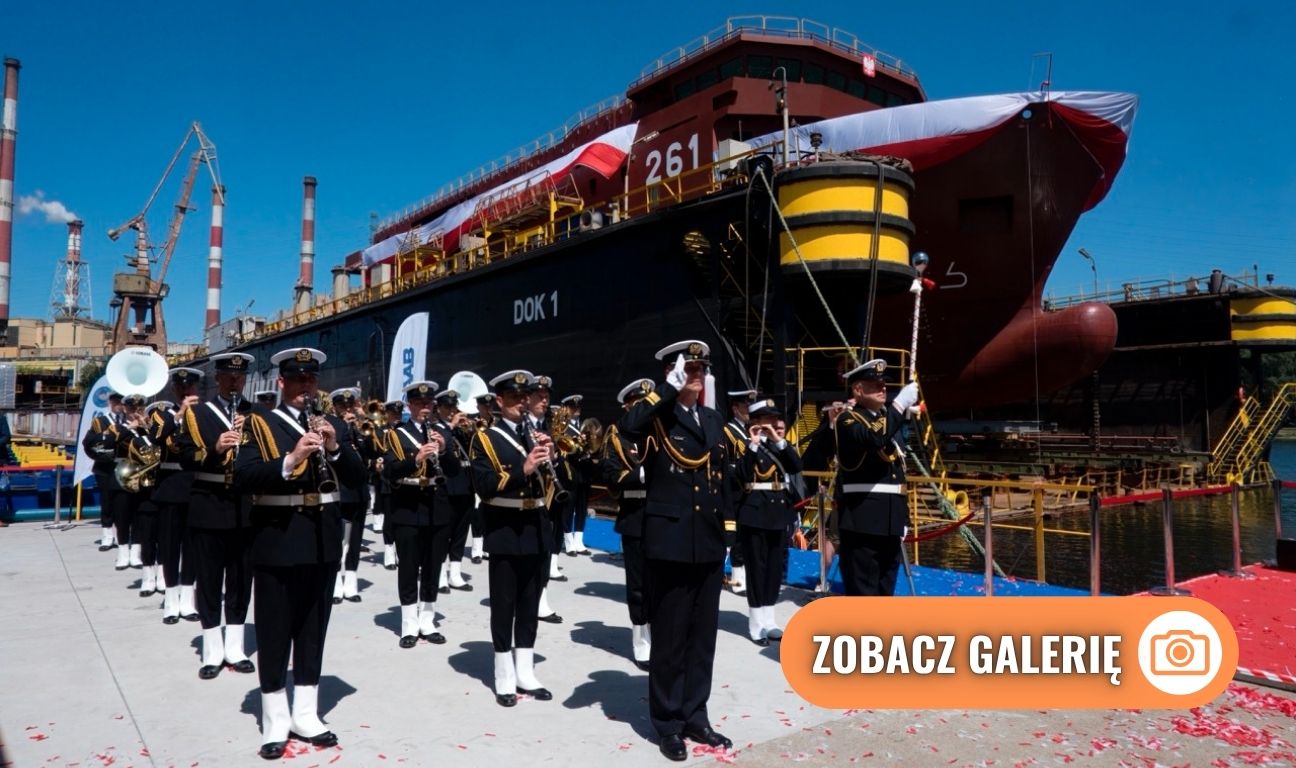 wodowanie i chrzest okrętu rozpoznawczego Jerzy Różycki