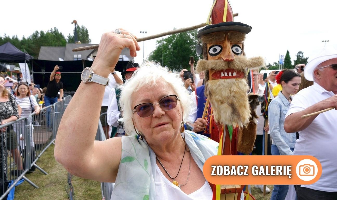 bicie rekordu w jednoczesnej grze na diabelskich skrzypcach w Szemudzie