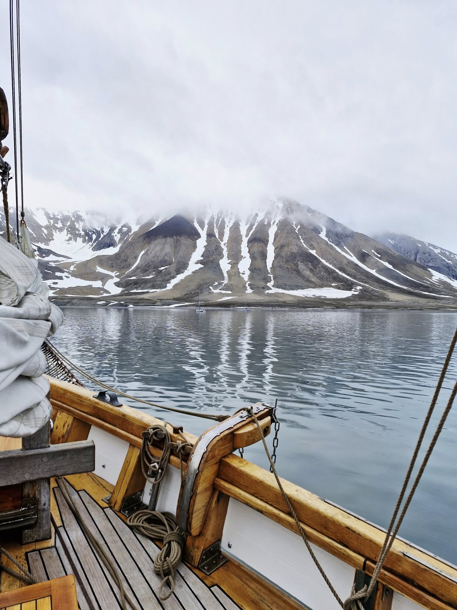 „Generał Zaruski” w Hornsundzie